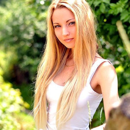 ViktoriaWow's avatar